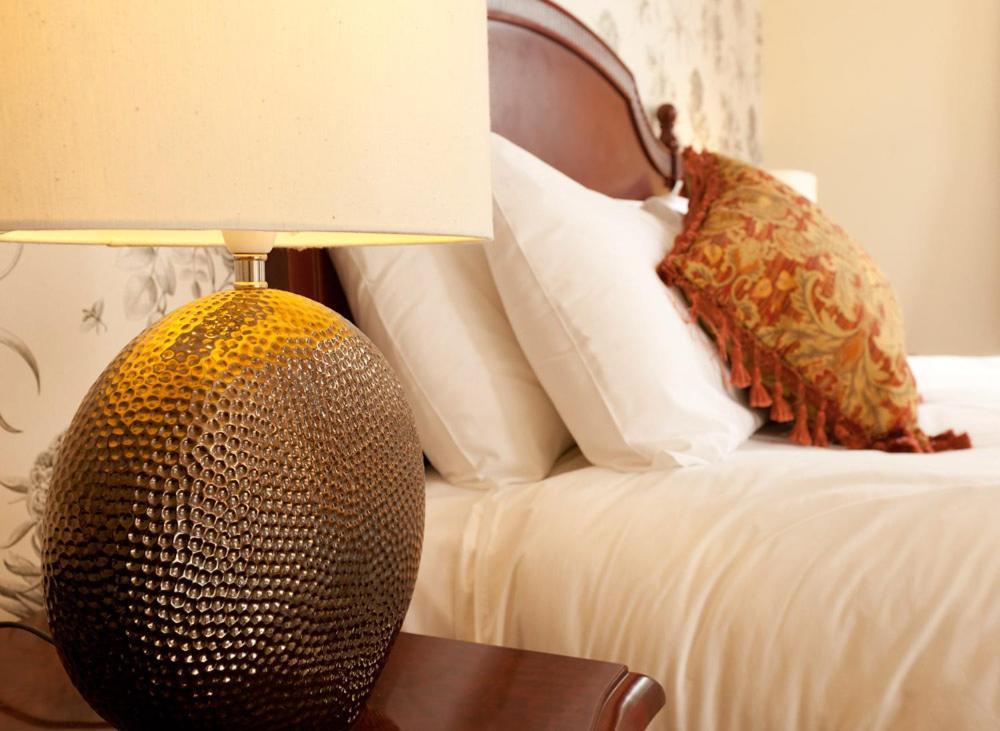 The Thomas Paine Hotel ثتفورد المظهر الخارجي الصورة