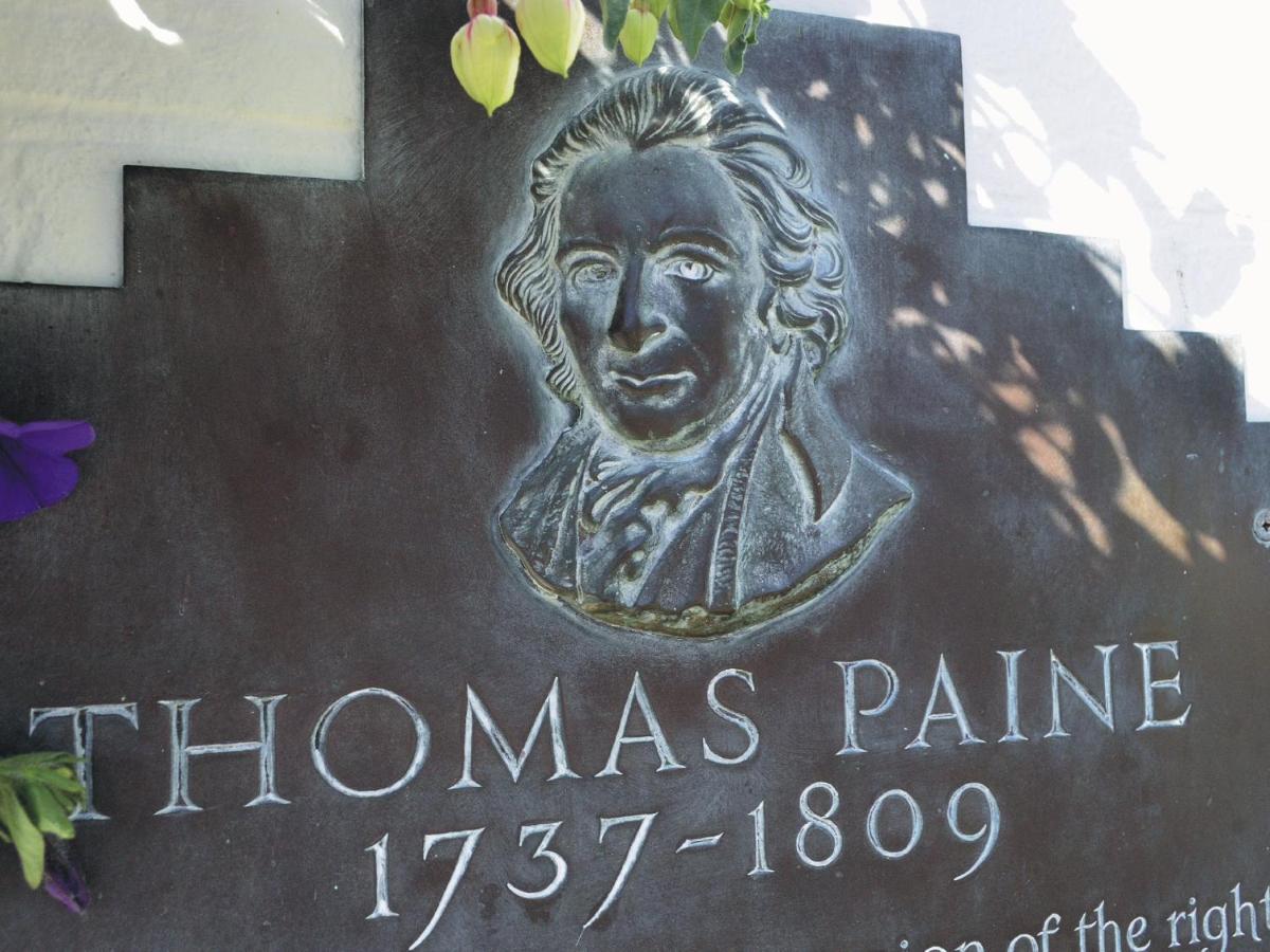 The Thomas Paine Hotel ثتفورد المظهر الخارجي الصورة